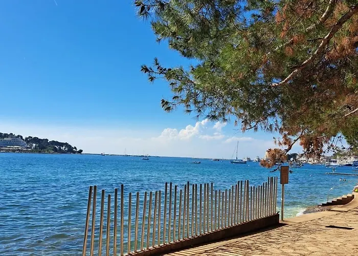 Pinia-marina شقة بوريتش