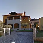 Pinia-marina Apartment