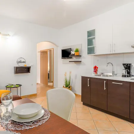 Pinia-marina * Poreč