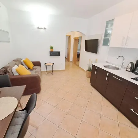 Pinia-marina * Poreč