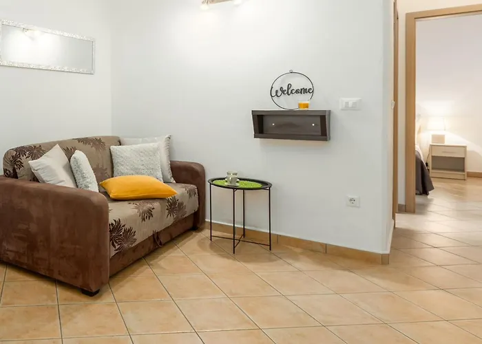 Pinia-marina * Porec